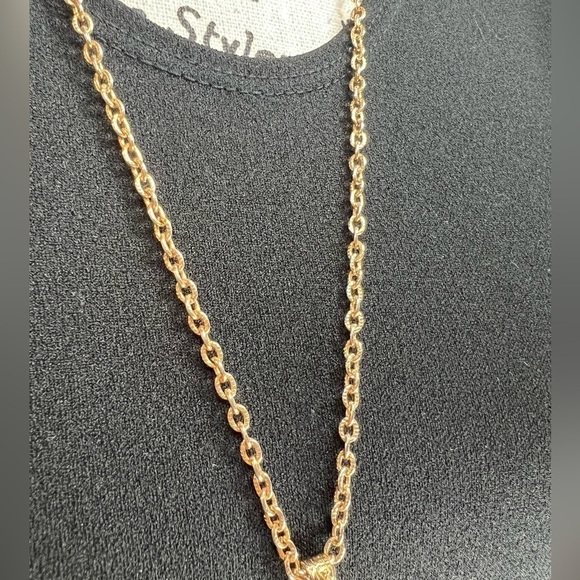 J003. Avon Vintage Heart Locket-Shaped Pendant 26” length - Picture 2 of 4